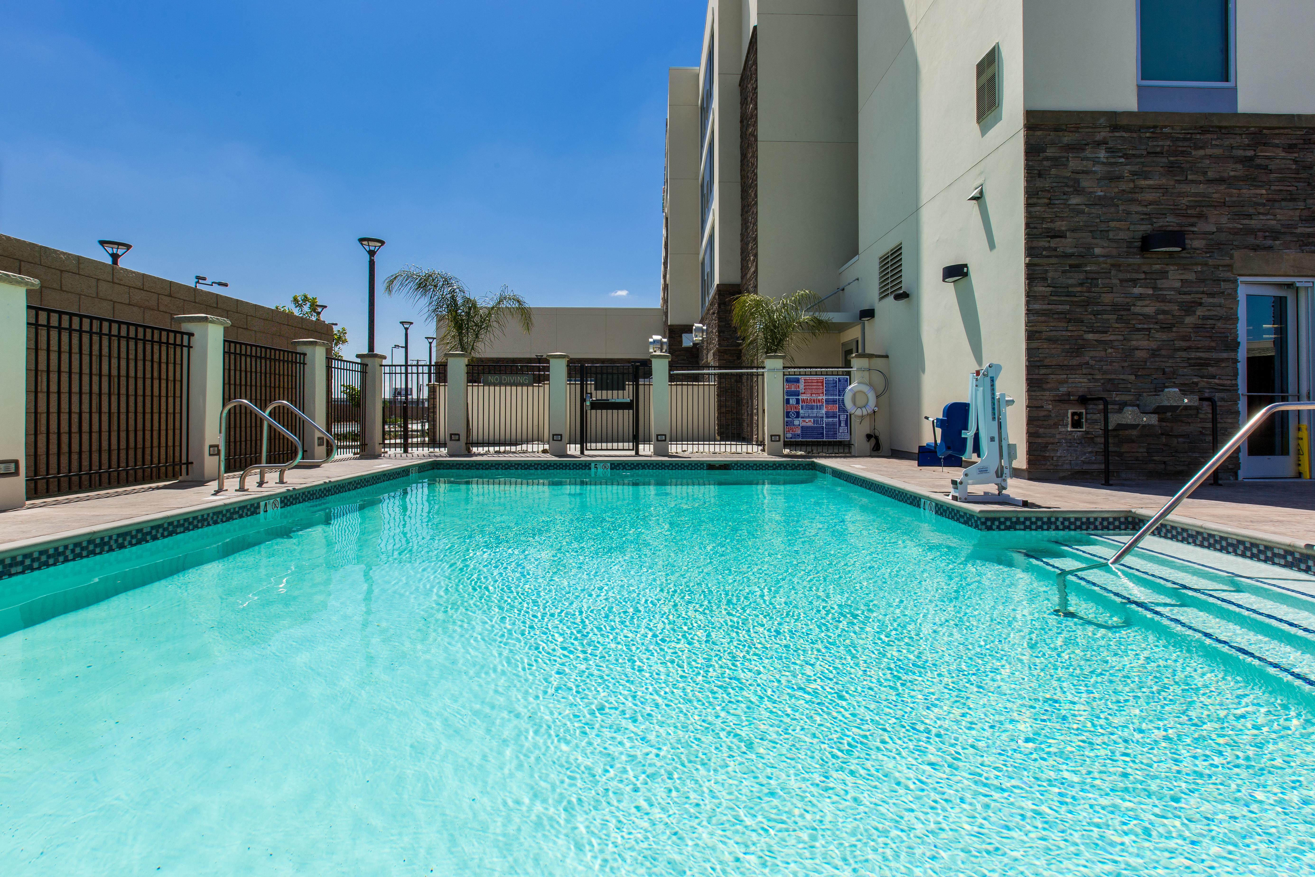 Hyatt Place Delano Exterior photo